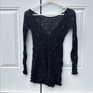 Black V-Neck Long Sleeve sheer lace top